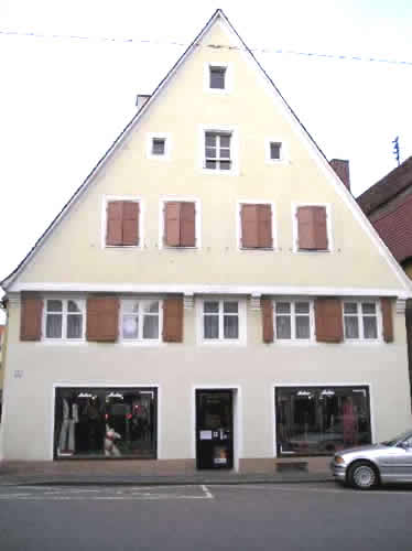 Immobilien Nördlingen / LK Donau - Ries: Verkauf Wohn- und Geschäftshaus (Denkmalschutz) in Nördlingen / LK Donau - Ries 