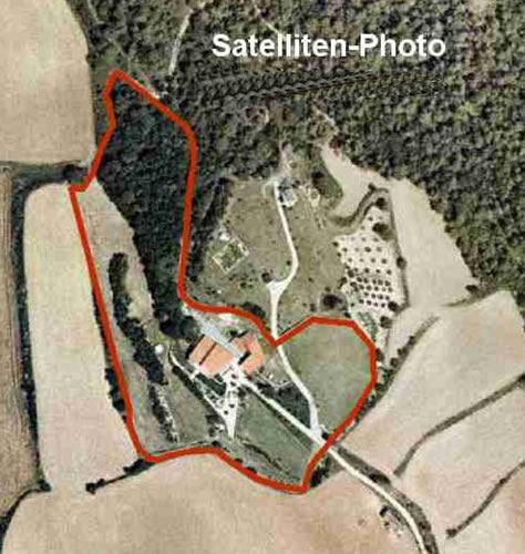Satellitenphoto: Verkauf Masia / Finca / Landhaus / Naturstein - Anwesen  in Spanien / Costa Brava / Katalonien / Girona / Figueras, in der Nähe von Frankreich und Andorra 