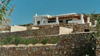 Garten : Villa Paros, Immobilien Paros : Verkauf Villa auf Paros mit Pool, wunderbare Meersicht