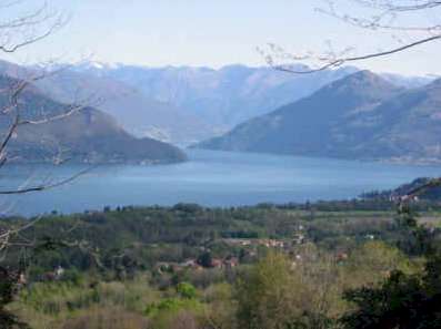 Immobilien Lago Maggiore / Castelveccana, zwischen Luino und Laveno : Verkauf Haus, ehemaliges Rustico, Renovierungsobjekt