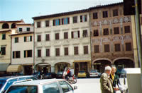Immobilien Florenz / Figline Valdarno: Verkauf Wohnung / Maisonettewohnung / Appartment, Blick auf berühmte Piazza