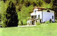 Ansicht Landhaus: Immobilien Gardasee: Anwesen / Landhaus / Haus bei Tremosine / Gardasee / Brescia: Alleinlage, Panoramablick