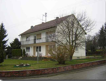Ansicht 2-FH: Immobilien Augsburg: Verkauf 2-FH in Langenneufnach / süd - westlich von Augsburg, absolut ruhige Lage