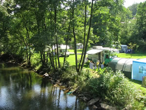 verkauf Campingplatz Eifel mit Ferienhäuser