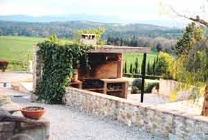 Grillplatz: Verkauf Masia / Finca / Landhaus / Naturstein - Anwesen  in Spanien / Costa Brava / Katalonien / Girona / Figueras, in der Nähe von Frankreich und Andorra 
