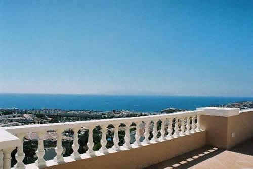Aussicht den Inseln: Verkauf einer Luxus Villa auf Teneriffa / Costa Adeje / San Eugenio Alto: Exklusive Villa, Nähe mehrerer Golfplätze, unverbaubarer Panoramablick auf Gomera und La Palma