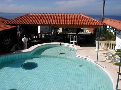 Pool: Verkauf Villa Jesenice, bei Split / kroatische Adria / Kroatien : Freier Meerblick, Pool