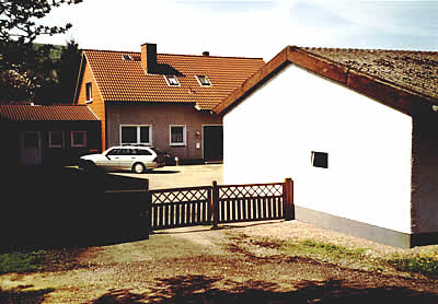 Ansicht Wohnhaus 2: Resthof / Aussiedlerhof / Reiterhof Niedersachsen / Kreis Hameln – Pyrmont / Coppenbrügge: Alleinlage, Wohnhaus saniert