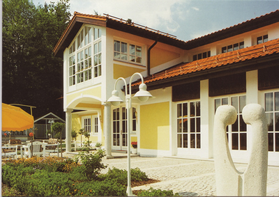 Ansicht Süd: Verkauf Villa / exquisites Anwesen in der Region Passau / Freyung - Grafenau / Bayerischer Wald: unverbaubare Einzellage, Bestzustand