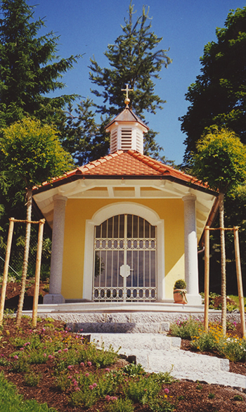 Kapelle: Verkauf Villa / exquisites Anwesen in der Region Passau / Freyung - Grafenau / Bayerischer Wald: unverbaubare Einzellage, Bestzustand