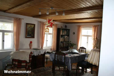 Wohnzimmer: Verkauf Dreiseithof / Reiterhof in Traumlage in der Region Sächsische Schweiz, östlich von Dresden