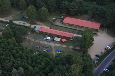 Luftbild Gebäude: Verkauf  Campingplatz direkt am See  an der Mecklenburgischen Seenplatte bei Mirow: 700 Stellplätze