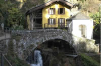 Traumhaftes Ferienhaus - ehemalige Mühle - am Lago Maggiore / Tessin mit besonderem Flair in der Schweiz 
