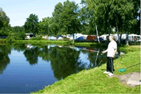 Campingplatz Niedersachsen Badesee Lüneburger Heide