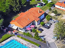 Verkauf Campingplatz in Südwest Deutschland neben Schwimmbad