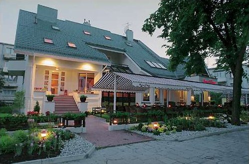 Ansicht Hotel : Hotel Verkauf Litauen / Ostsee : Verkauf Hotel / Villa in Palanga / Litauen / Ostsee, sehr gute Lage, 400 m zur Ostsee