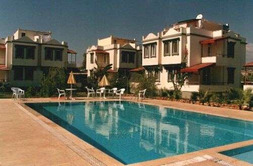 Villa Alanya, Poolbereich: Immobilien Türkei / Alanya / Türkische Rivera : Verkauf Villa mit Dachterrasse, Berg - und Meerblick, bei Alanya / Türkei
