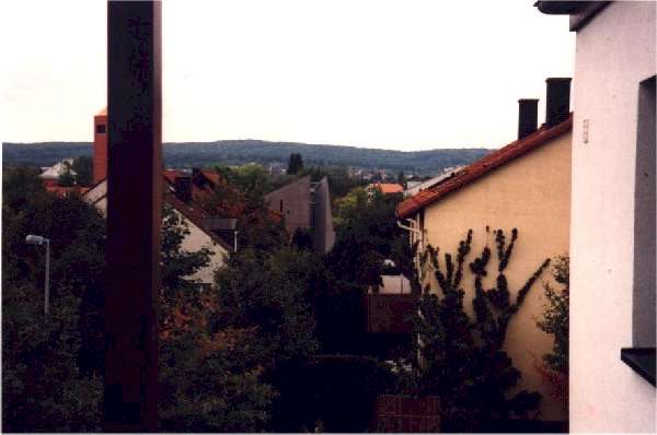 Ausblick Taunus : Immobilien Frankfurt / Main Taunus : Verkauf Atelier Wohnung in Liederbach bei Frankfurt