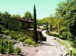 Ansicht: Immobilien Chianti / Italien : Verkauf alte Wassermühle in Chianti / San Donato in Poggio ( Florenz )