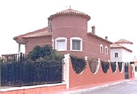 Immobilien Benfis Park / Benferri bei Alicante / Costa Blanca: Verkauf Haus / Turmvilla im Benfis Park bei Alicante / Costa Blanca